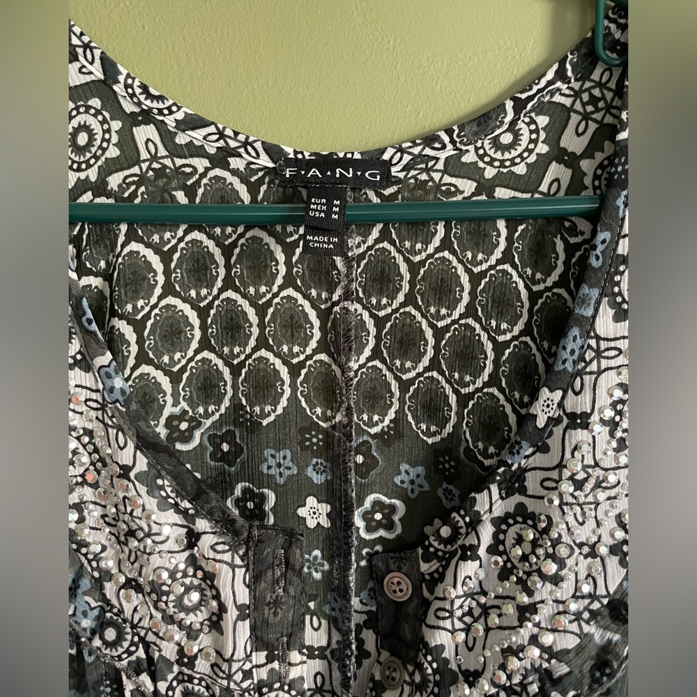 FANG Patterned Top - Picture 3 of 4